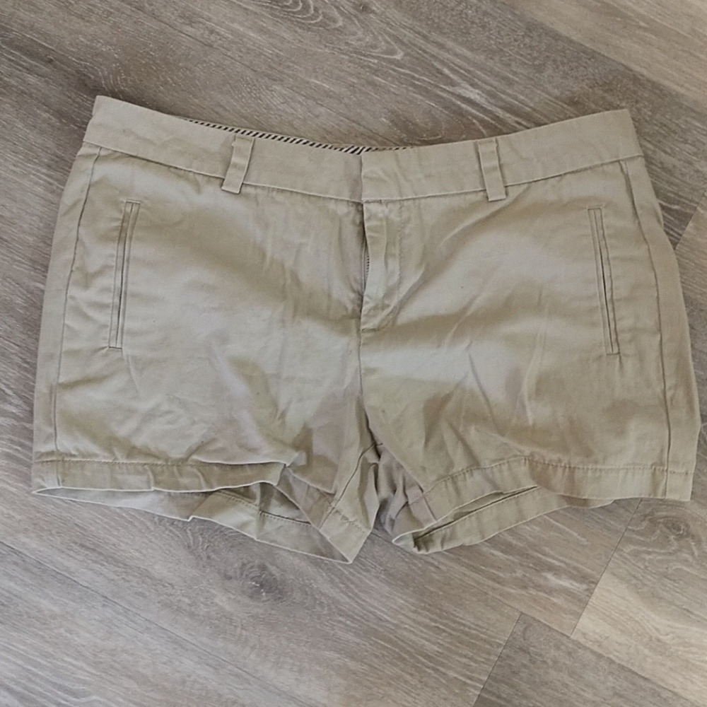 JCP Khakis shorts with approximately 4 in inseam